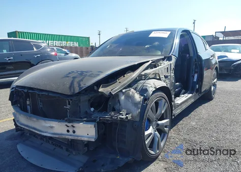 2011 Infiniti M37 z USA, uszkodzony, nr VIN JN1BY1AP1BM324835